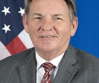 “Diplomatie : L’Ambassadeur Dennis B. Hankins, impatient de prendre ses fonctions dans un pays complètement rongé par l’insécurité